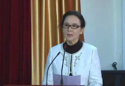 一生只演了一個角色紅了20年,如今59歲的她已捐贈100所希望小學!