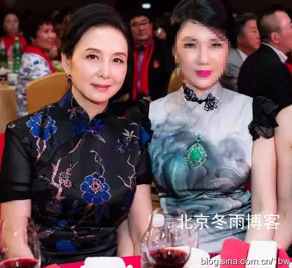 一生只演了一個角色紅了20年,如今59歲的她已捐贈100所希望小學!