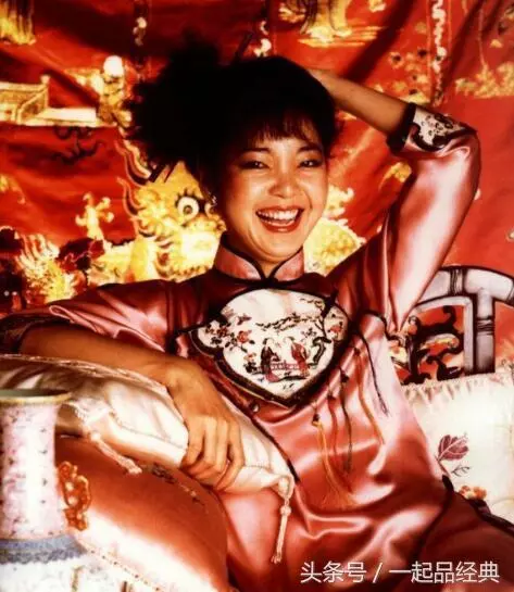 當年的鄧麗君是如此的漂亮,終於找到這些珍貴照片了!