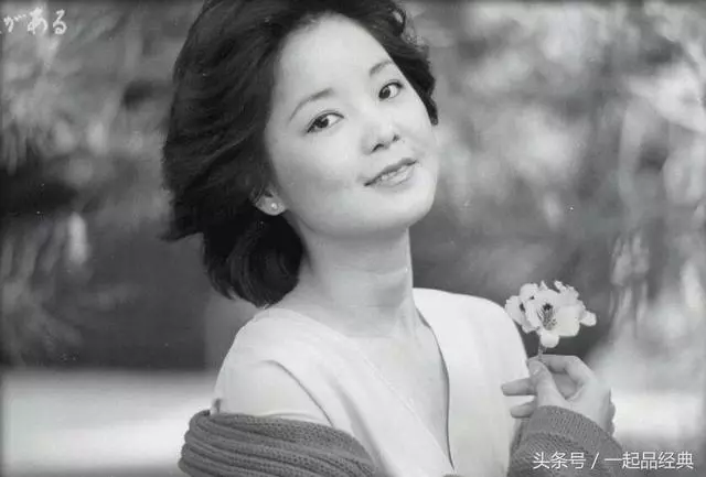 當年的鄧麗君是如此的漂亮,終於找到這些珍貴照片了!