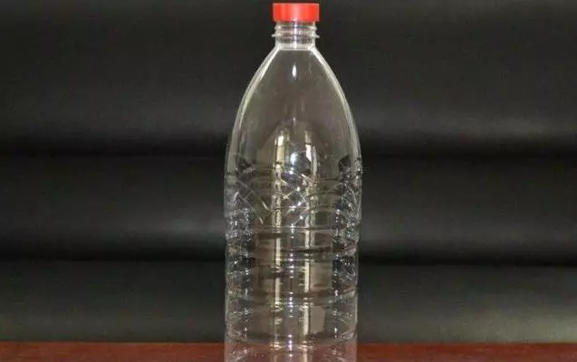 洗菜池堵了,別再花錢請人疏通了,只需一個塑料瓶,30秒輕鬆疏通 - YouTube