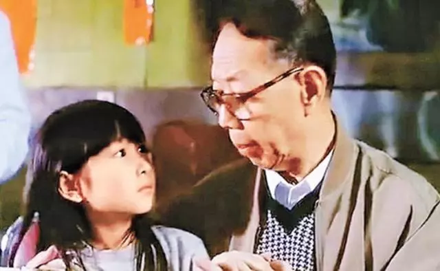 復出拍劇!周星馳的「小芬女」長大成人,搖身一變成TVB小~~~