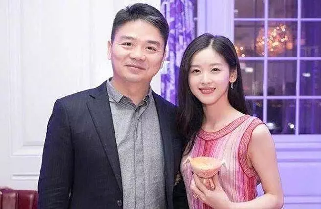百億劉強東案件驚爆內幕!超優質女大生被起底...