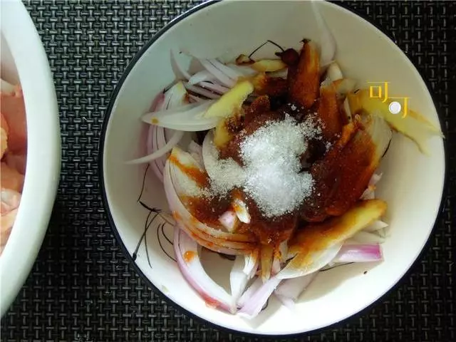 腌一腌,煮一煮,電飯煲燒雞翅就是這麼簡單,入味又好吃,太香了