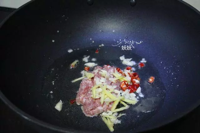 自製川菜經典螞蟻上樹,香辣無敵好吃到哭,一看就會特簡單