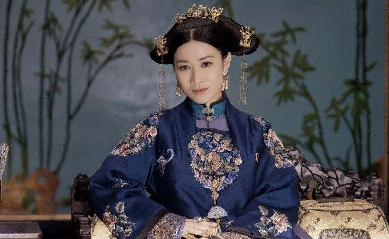 嫻妃的IG裡滿滿的都是食物!《延禧宮略》五大演員本人的 IG 你追蹤了嗎?