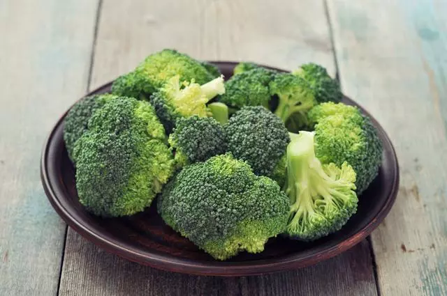 腎病早期,睡覺時會有這4種表現,若占一個,都要抓緊養腎了!