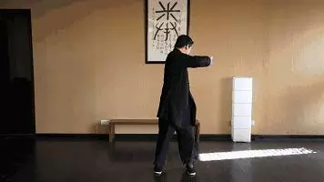 伸筋拔骨,伸開經絡強健骨骼拔走老病根,三式而已!