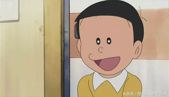 這個眼睛有夠讚!《哆啦A夢》裡大雄摘下眼鏡之後,到底長什麼樣子呢?搞笑P圖!