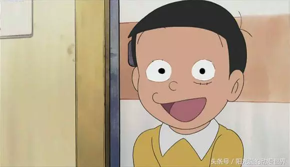 這個眼睛有夠讚!《哆啦A夢》裡大雄摘下眼鏡之後,到底長什麼樣子呢?搞笑P圖!