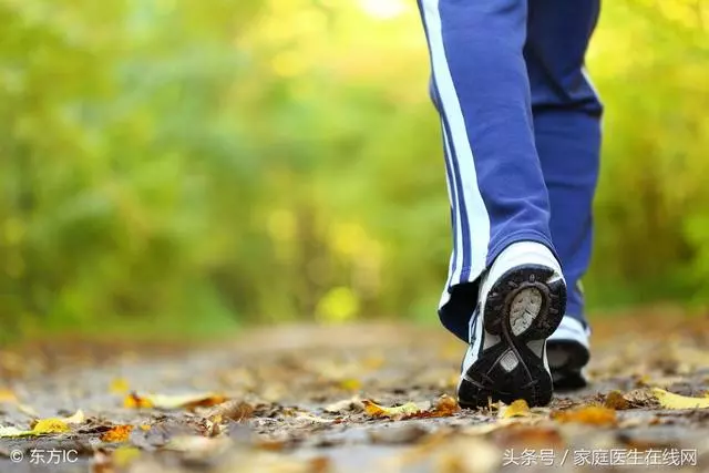 運動是「良醫」,堅持這5種走法,走出健康長壽來