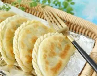 韭菜盒子14種做法,超級好吃,肉餡鮮嫩多汁,老人小孩都愛吃!