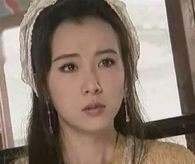 蕭薔「母子戀」曝光:高富帥男友竟然小她那麼多.....49歲的她如今變這樣!