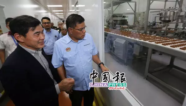 賽夫丁:廠價已下跌 商家牟暴利必受對付