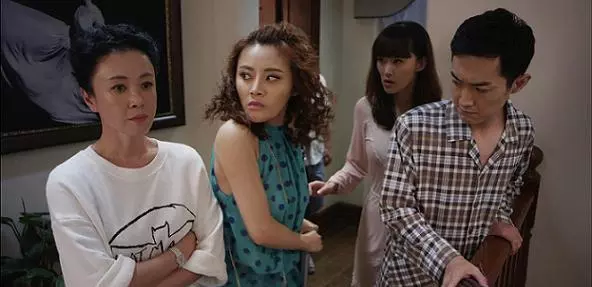 我生兩兒子，婆家拆遷62萬，小姑子奪走50萬，再見面我揚眉吐氣
