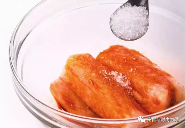 美味烤鰻魚,入口鮮嫩多汁,香氣四溢,多吃還有養顏美容的功效哦
