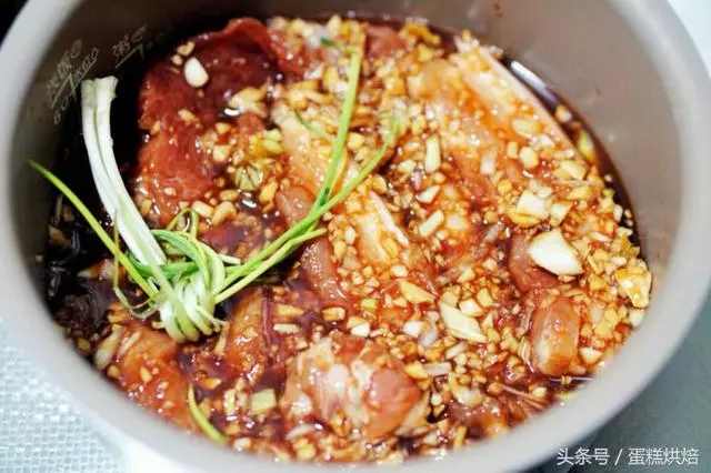 電飯煲版蜜汁叉燒,十幾分鐘上桌,超下飯,家人每次吃到撐