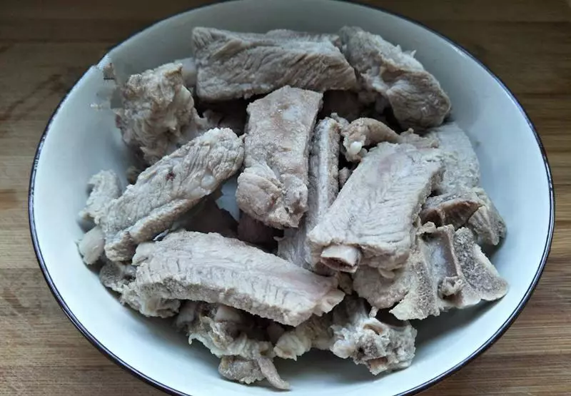 老公拿手的排骨,簡單幾步,入味好吃還不膩,大人小孩都喜歡!