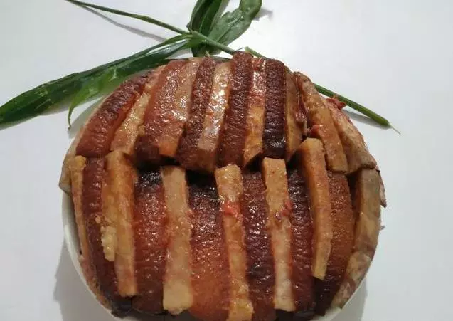 百年秘制的南乳香芋扣肉,正宗做法教給你,再也不用花錢在外面吃!