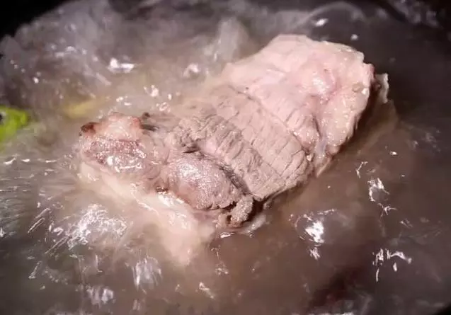百年秘制的南乳香芋扣肉,正宗做法教給你,再也不用花錢在外面吃!