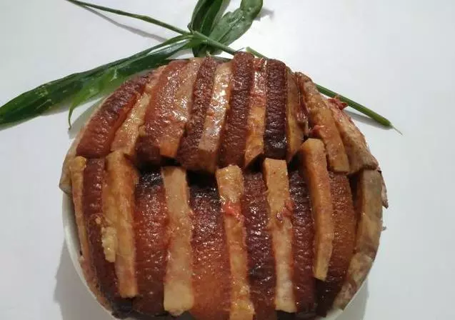 百年秘制的南乳香芋扣肉,正宗做法教給你,再也不用花錢在外面吃!