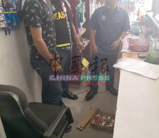 突擊賣私菸雜貨店 意外揪出2膽大包天巴國男