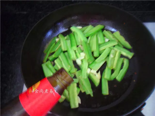 這道菜簡單快手,常吃補腎健脾,清肝明目~