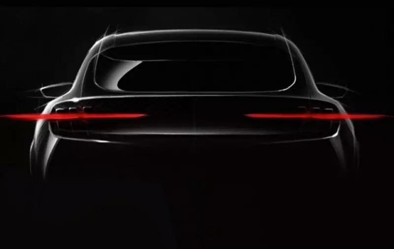 被迫改名的 Ford 全新電動 SUV,首張預告圖終於問世!