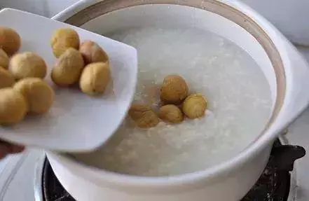 人的一生不可錯過的4個艾灸關鍵期,灸對了,受益一輩子!
