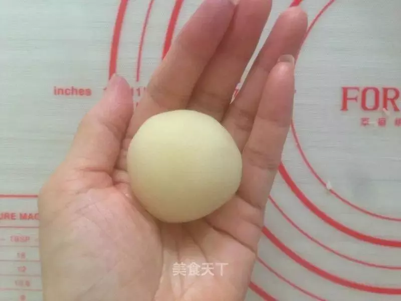 造型簡單,酸甜不膩口- 椰蓉開口酥