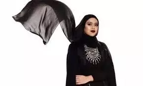 這些大馬部長的女兒你見過了嗎?沒想到副首相的女兒長得這麼漂亮! 搞到alvin tan都要對他做出。。。!