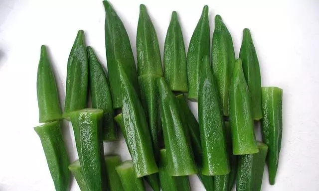 常吃秋葵好處多多,但醫生卻說:對於這2類人,一口都不要多吃