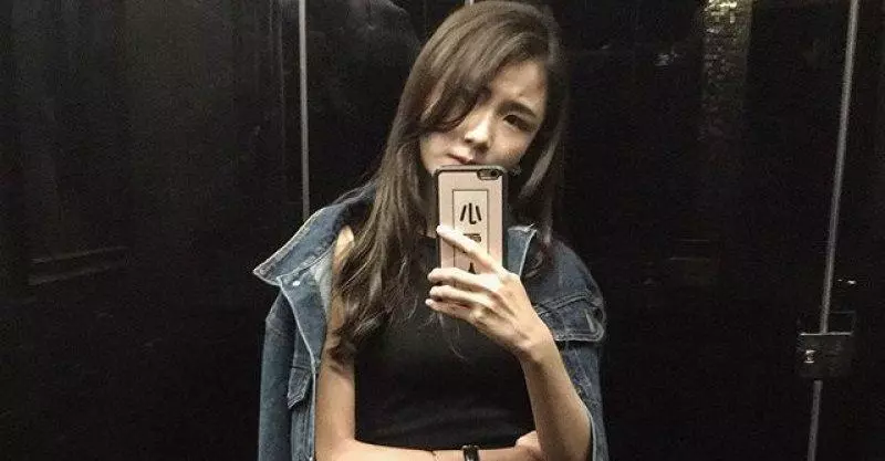 『IG』霹靂正妹17歲的小雪人?