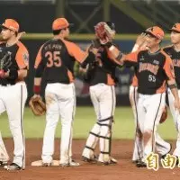 為白血病妹妹 他暑假每日工作11小時賺醫藥費...
