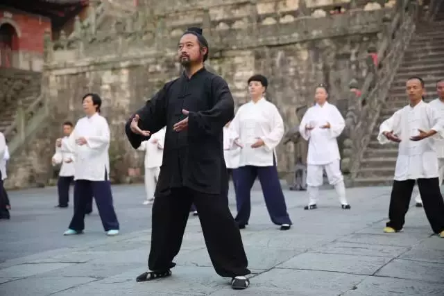 「陰氣」偷走了我們幾十年的生命!如何正確的養生?(深度好文)