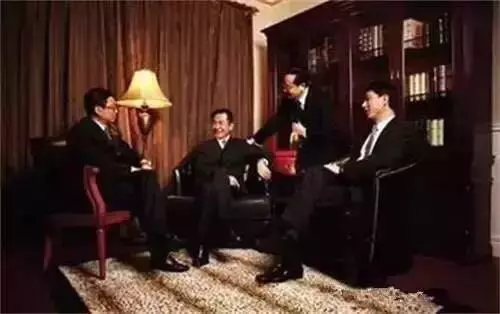 想成功一定要跟對人,走對路,做對事!