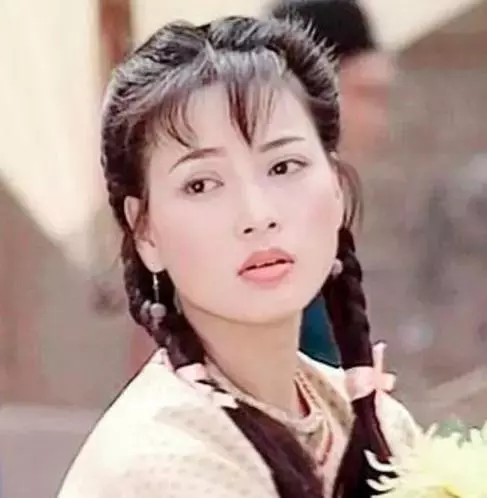 她是吳京前女友,被富商「拋棄」現47歲無戲可拍,如今歲淪落成這樣!