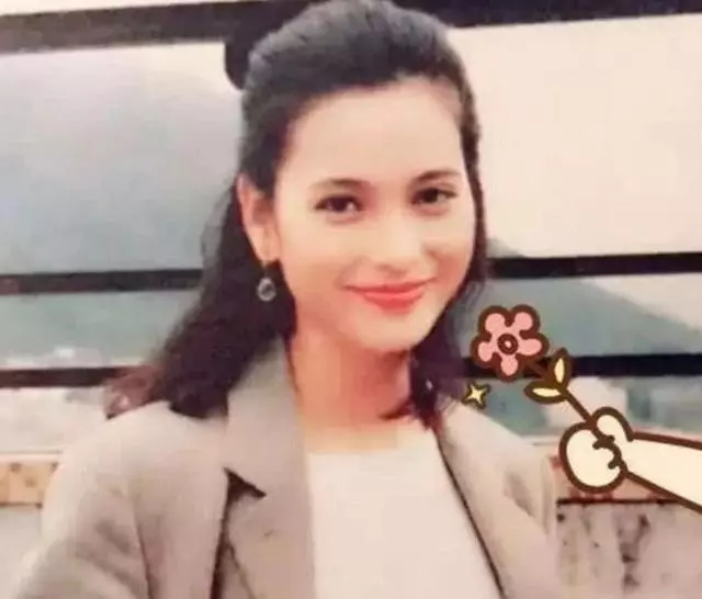 她是吳京前女友,被富商「拋棄」現47歲無戲可拍,如今歲淪落成這樣!