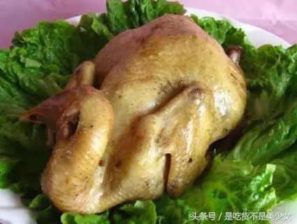 一個叫花雞竟然有13種做法?正版洪七公叫花雞的做法是這款!