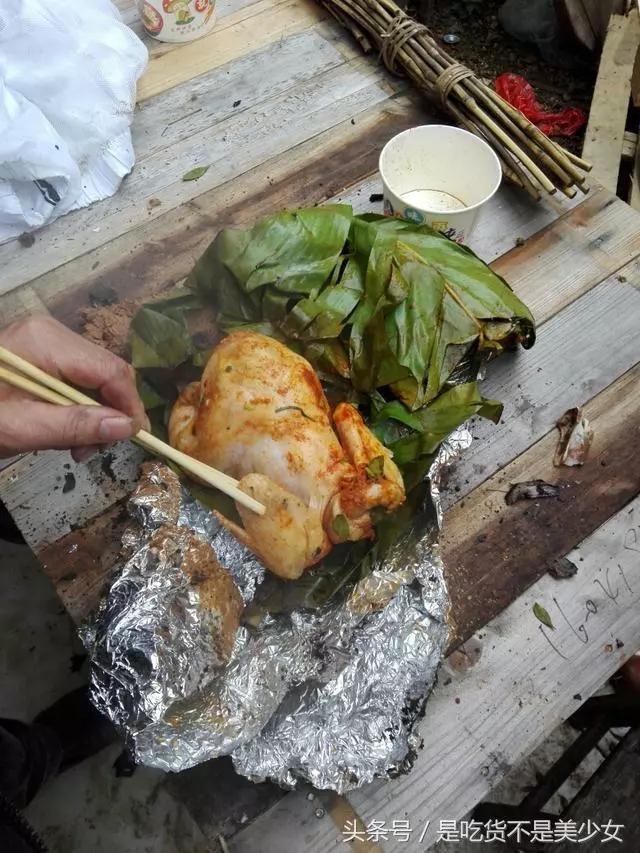 一個叫花雞竟然有13種做法?正版洪七公叫花雞的做法是這款!