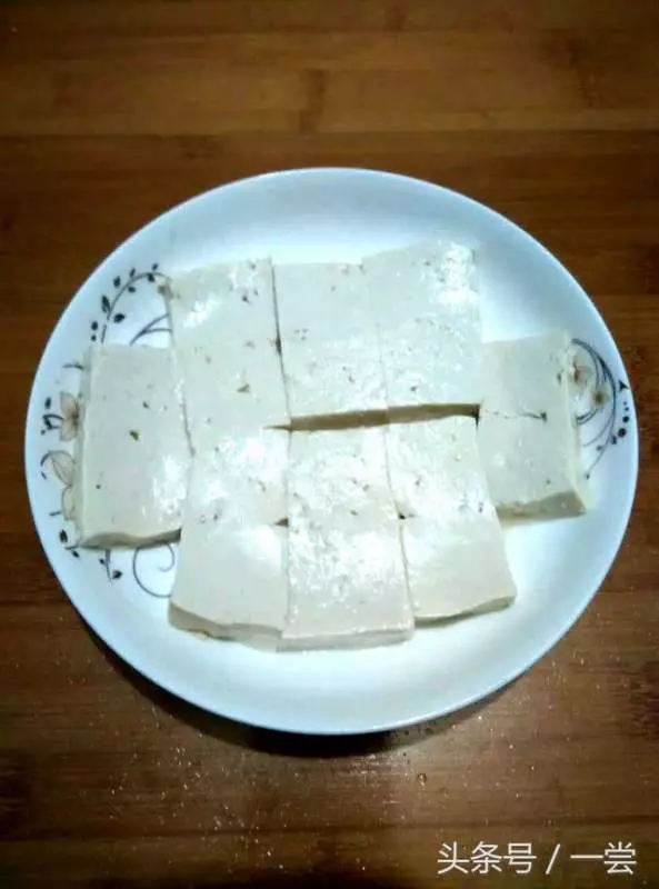 豆腐這樣蒸著吃,做法簡單,營養豐富,嘗一下軟嫩可口,人人都喜歡!