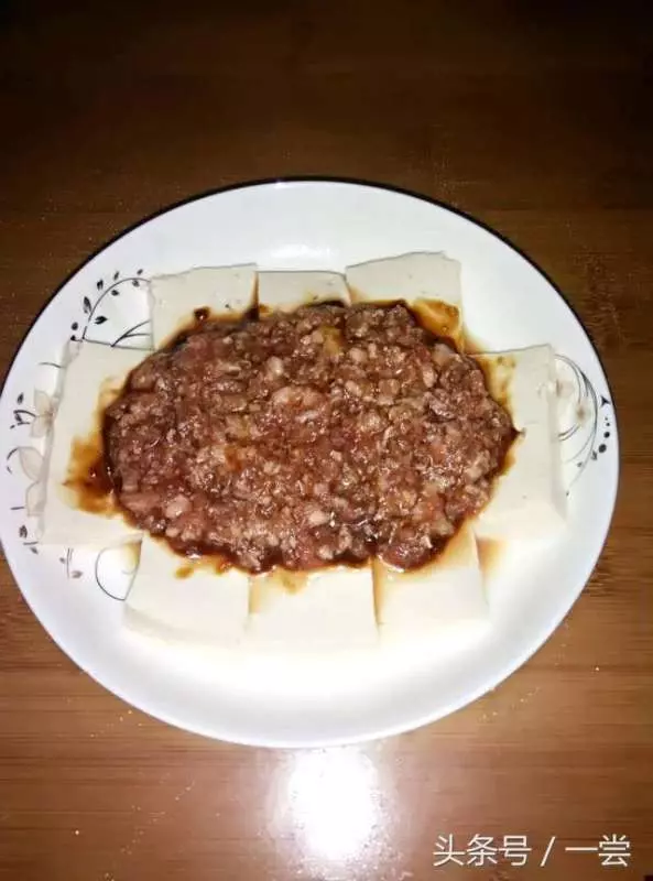 豆腐這樣蒸著吃,做法簡單,營養豐富,嘗一下軟嫩可口,人人都喜歡!