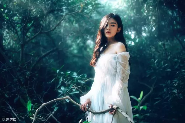 女友,你敢定了婚期後忽然加十萬的彩禮,我就敢分手,這婚不結了