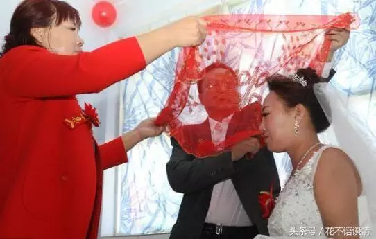 小姑子離婚後幫我帶孩子,每個月給兩千,看到朋友圈,我趕她走