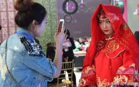 婆婆給8萬彩禮,全款買房,去婆家時聽到鄰居說一話,我悔婚了