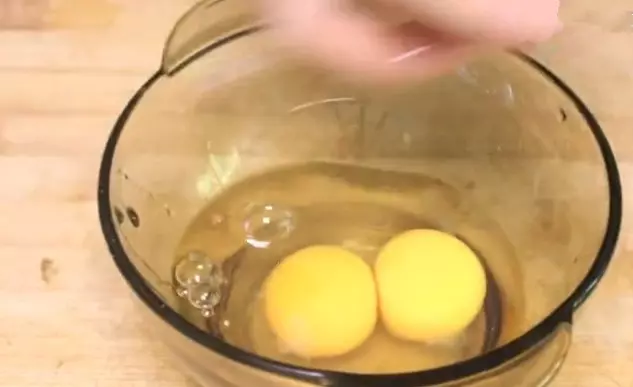 三種簡單的家常食材,10分鐘煮一大鍋湯,湯汁奶白,鮮美可口,非常適合夏天喝