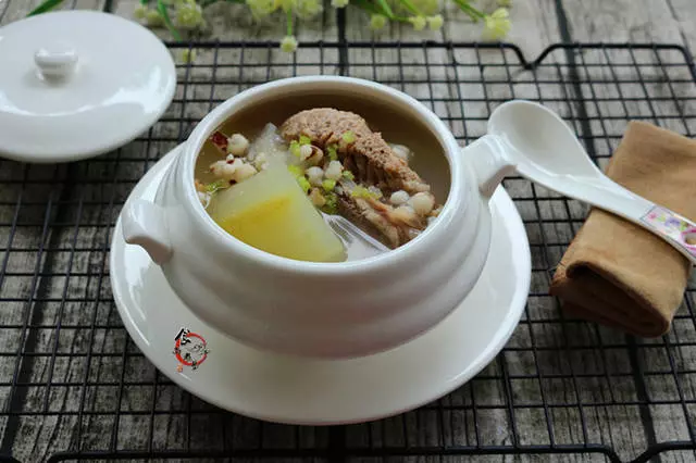 用這幾樣食材煲湯,非常接地氣,婦女喝止帶祛濕,男人喝強腎利尿