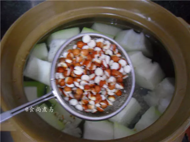 用這幾樣食材煲湯,非常接地氣,婦女喝止帶祛濕,男人喝強腎利尿