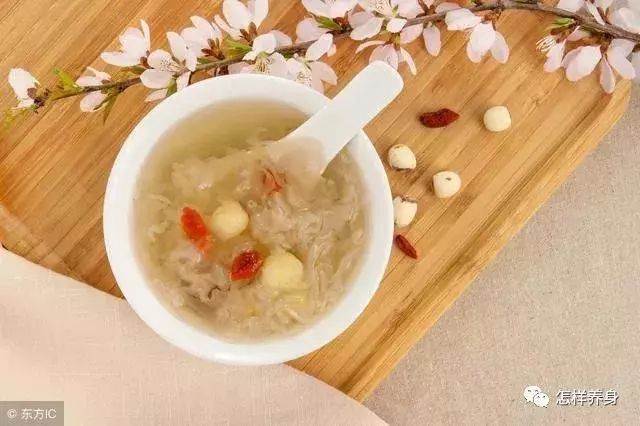 肺好不好,看看大拇指就知道!學會養肺四步法,降低發病率!