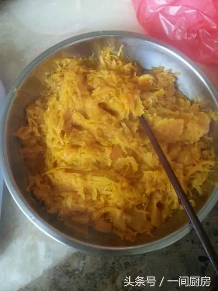金黃的南瓜餅,簡單易做零失敗,超好吃,比蛋糕都好吃(純素)